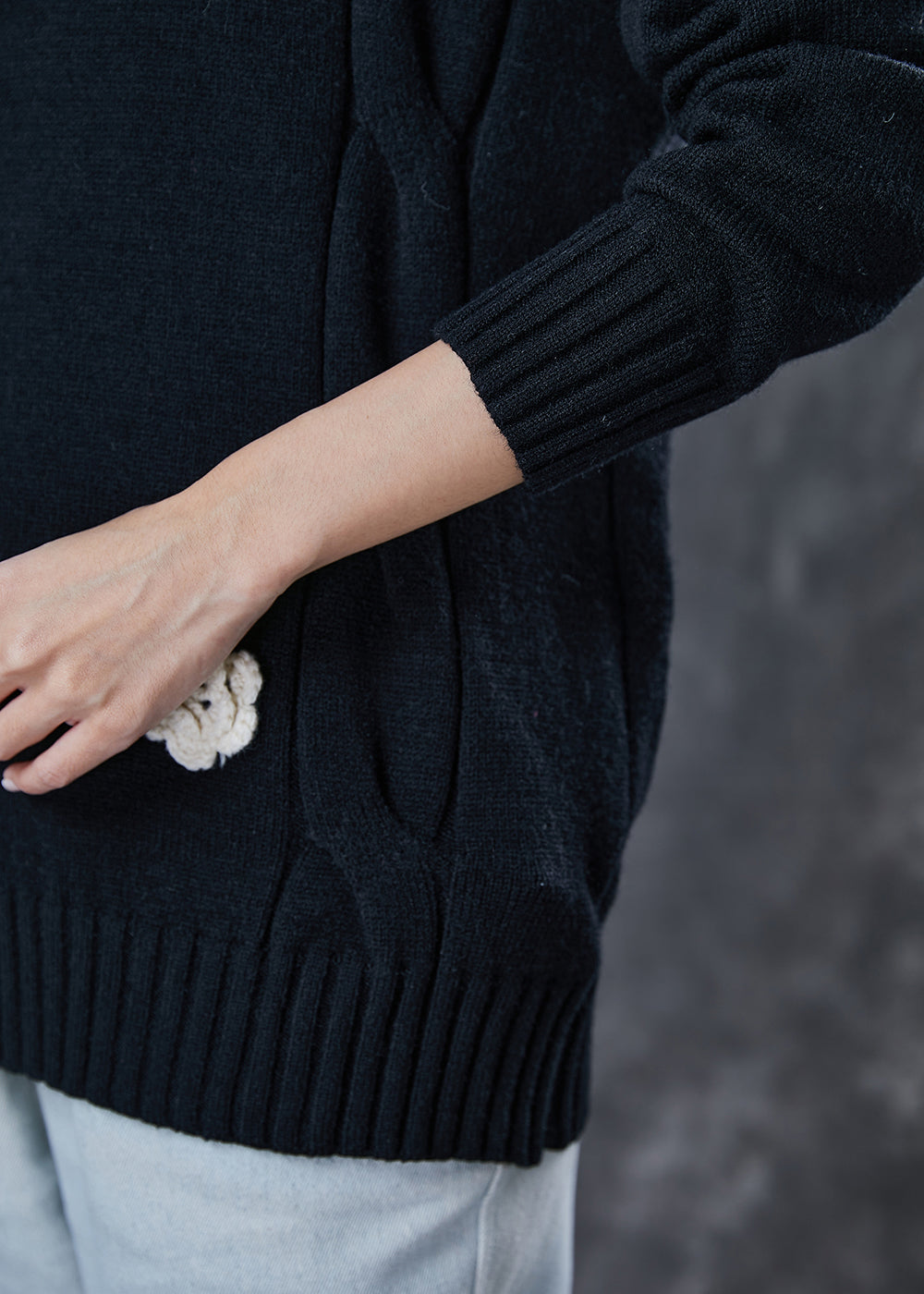 Classy Black Thick Stereoscopic Knit Sweaters Spring