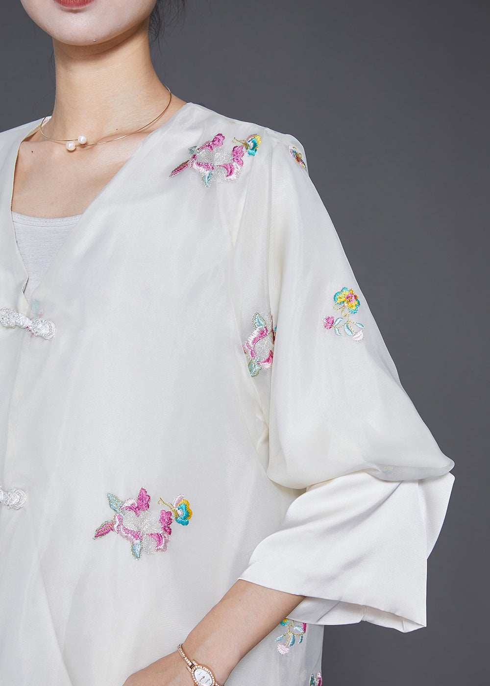 White Embroideried Chinese Button Silk Two-piece Set Fall