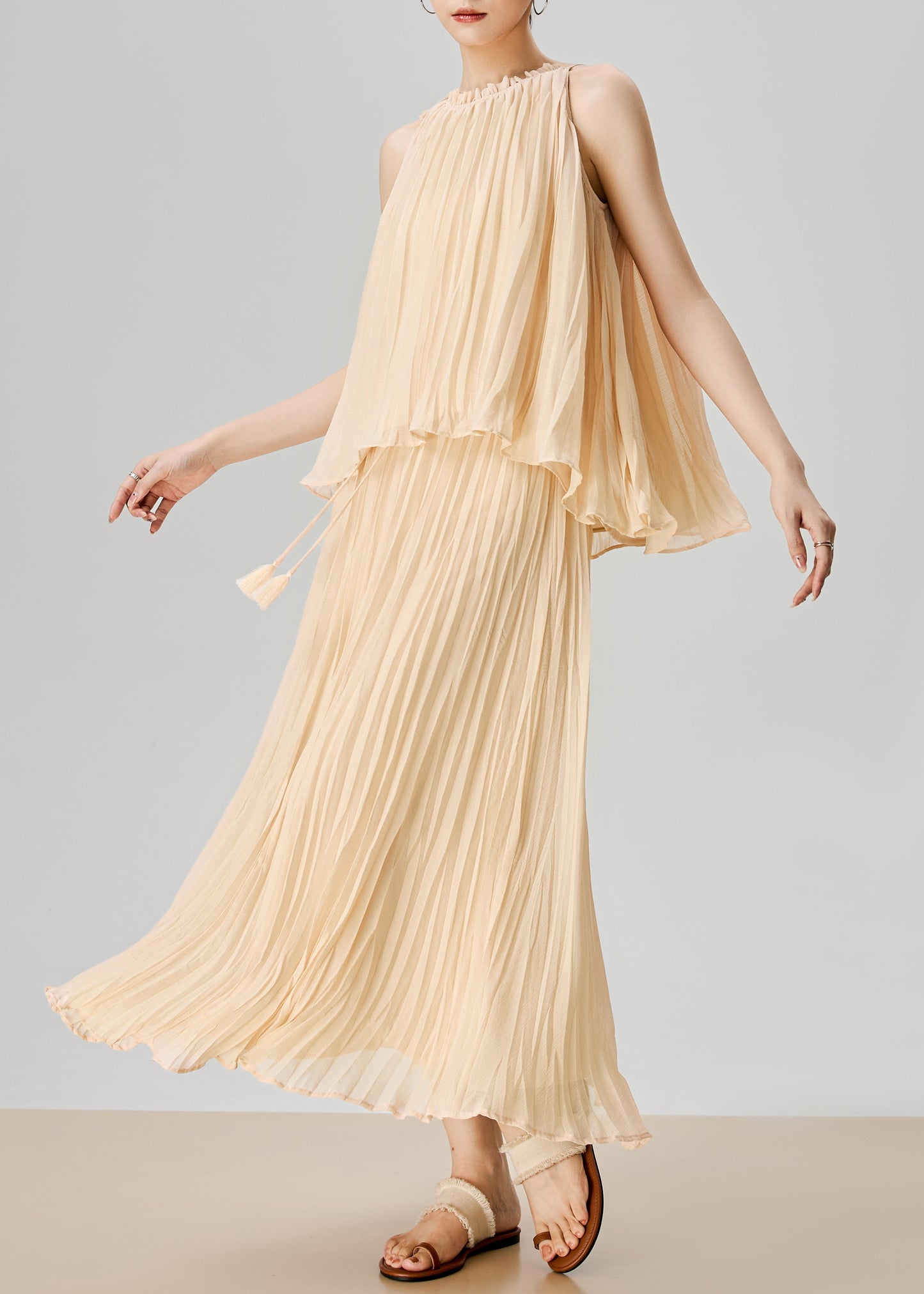 Apricot Wrinkled Tops and Skirts Chiffon Two Pieces Set Sleeveless