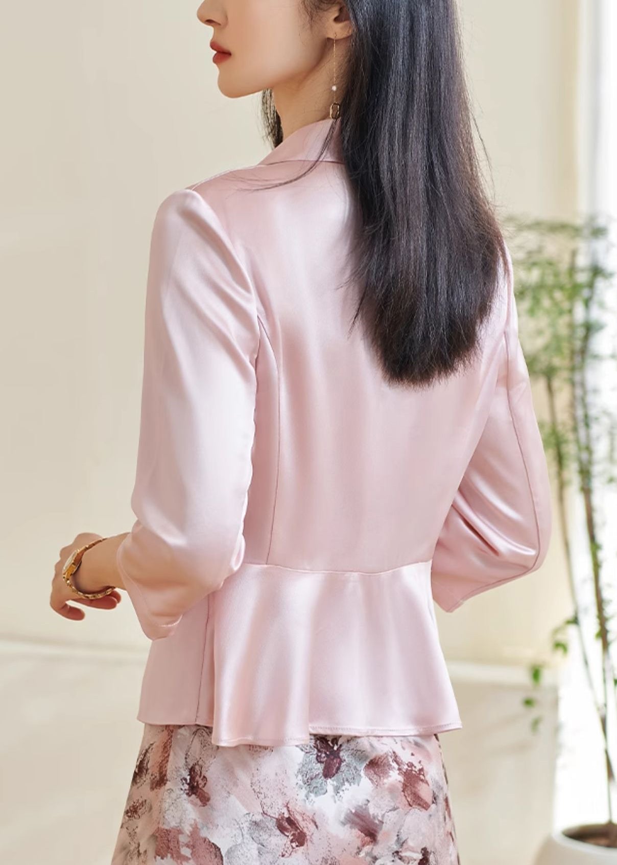 Slim Fit Pink Button Silk Coats Bracelet Sleeve