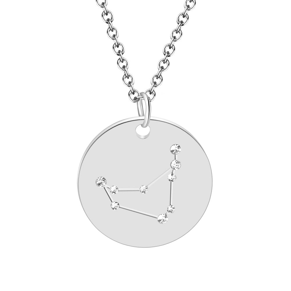 Zarte handwerkliche Halskette