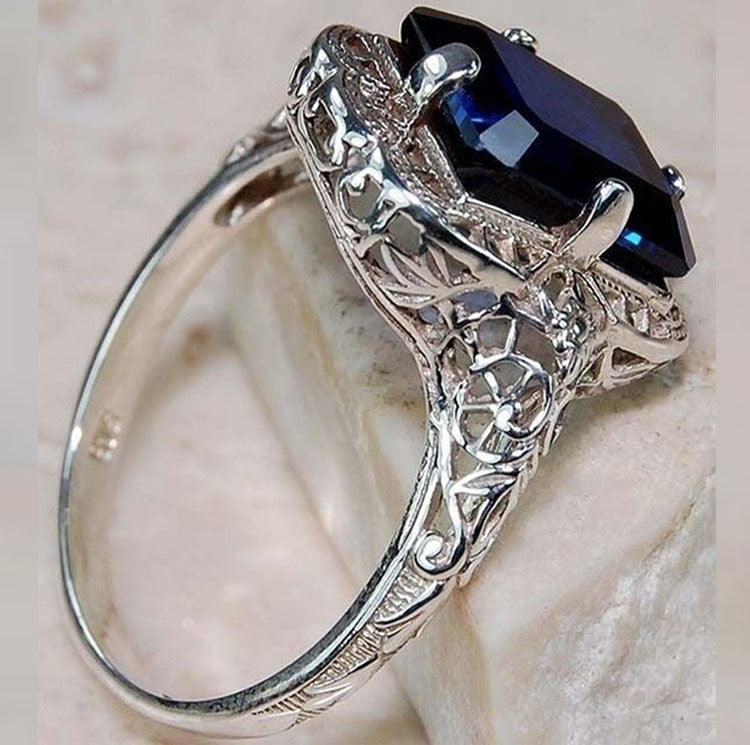 Schöne Ring mit einzigartigem Stil