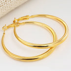 Charmante Gold Ohrring für jeden Anlass