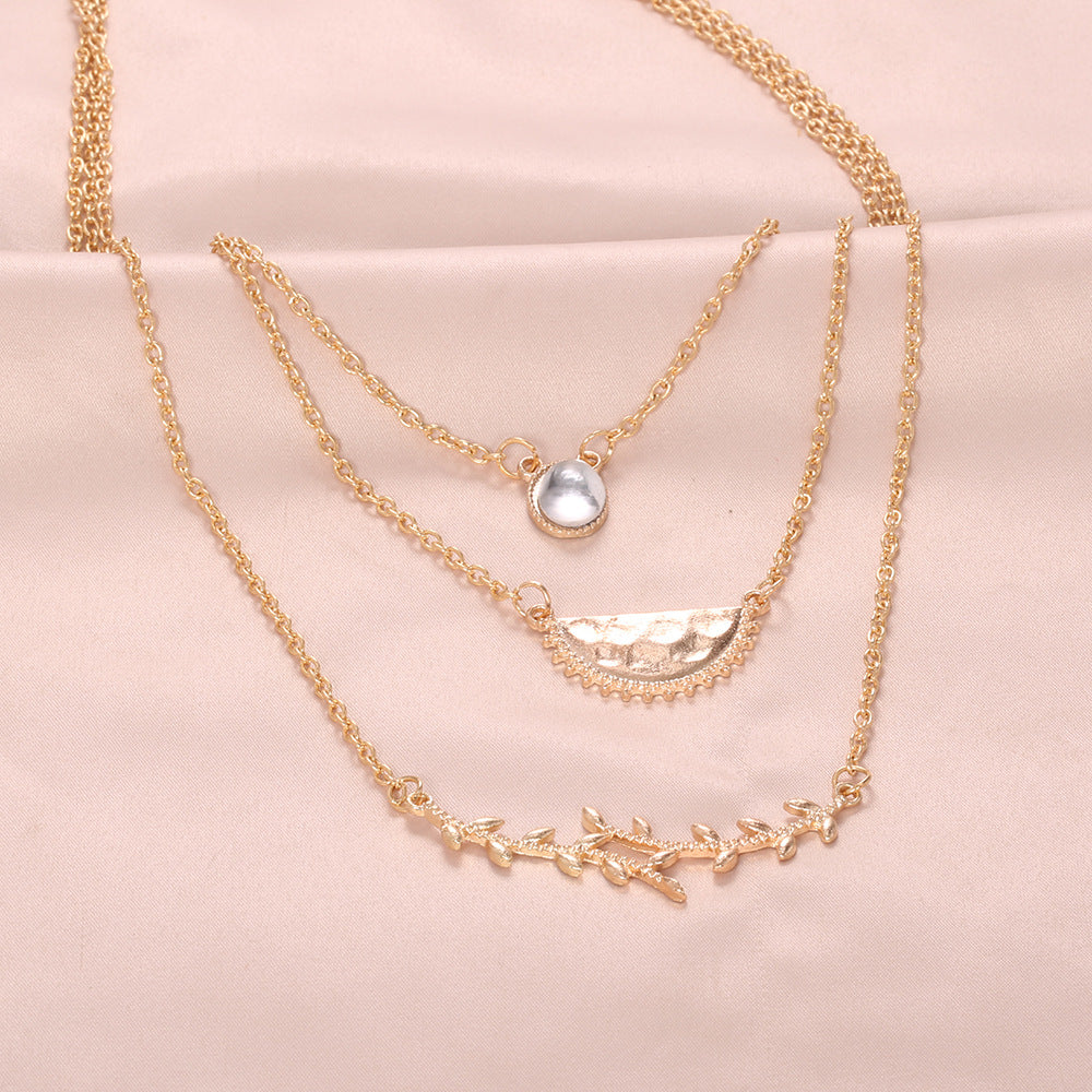 Schöne Halskette mit einzigartigem Stil