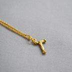 Schöne Halskette mit einzigartigem Stil