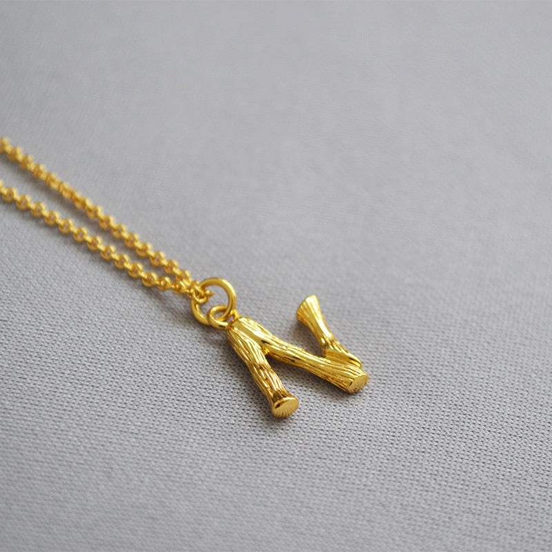 Schöne Halskette mit einzigartigem Stil