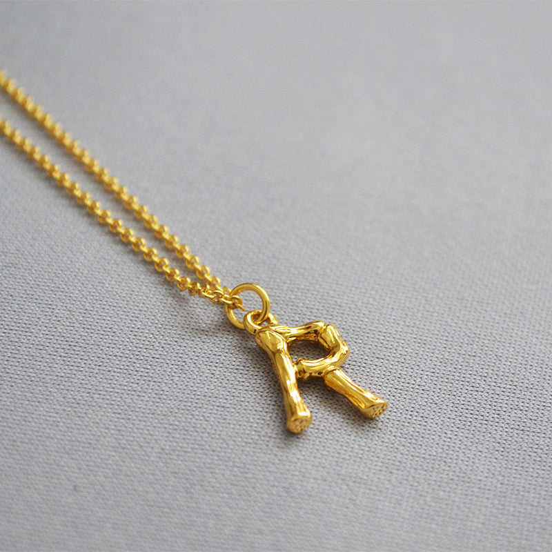 Schöne Halskette mit einzigartigem Stil