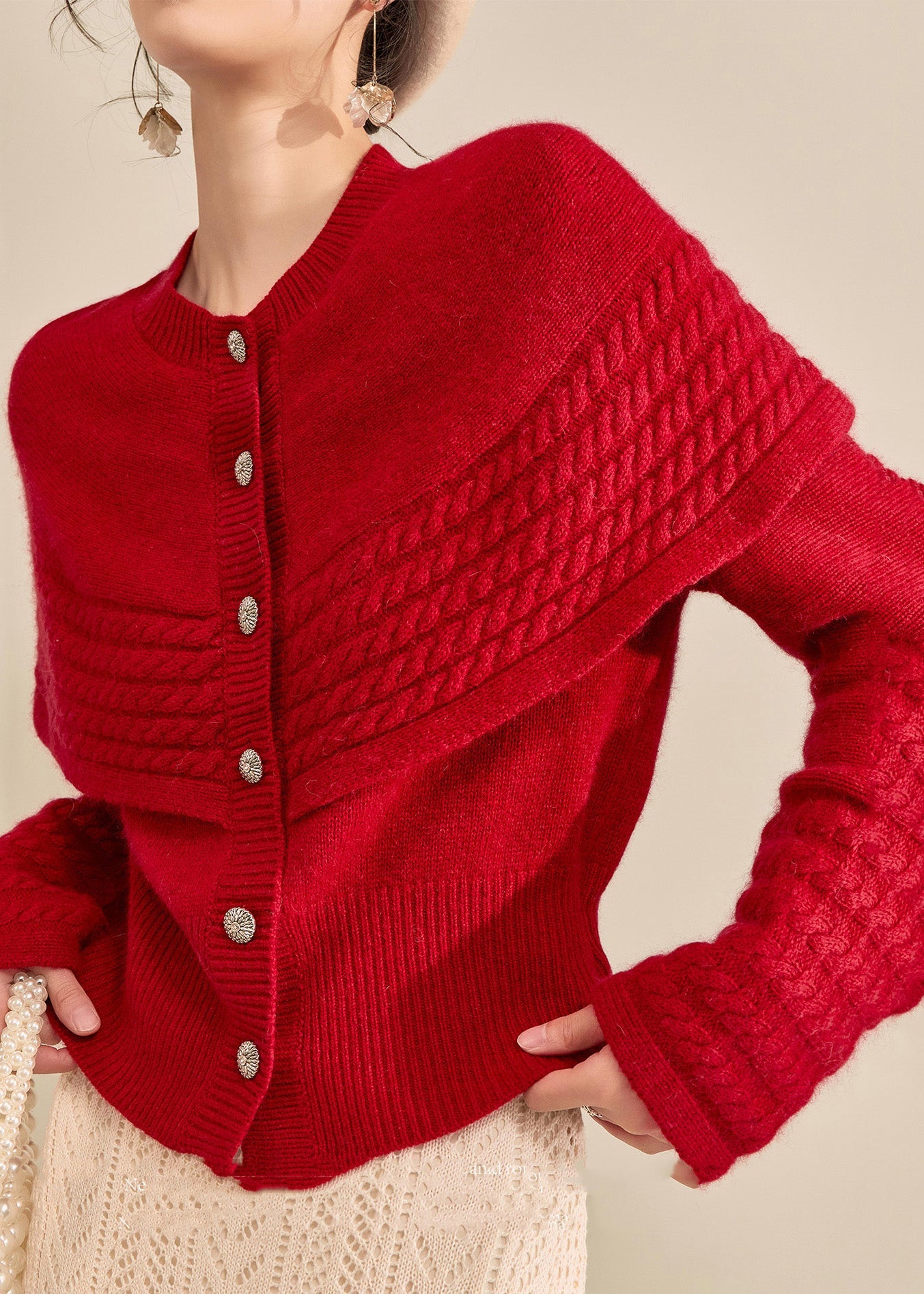 Vogue Red Button Shawl Fake Two Pieces Thick Cotton Knit Sweater Spring