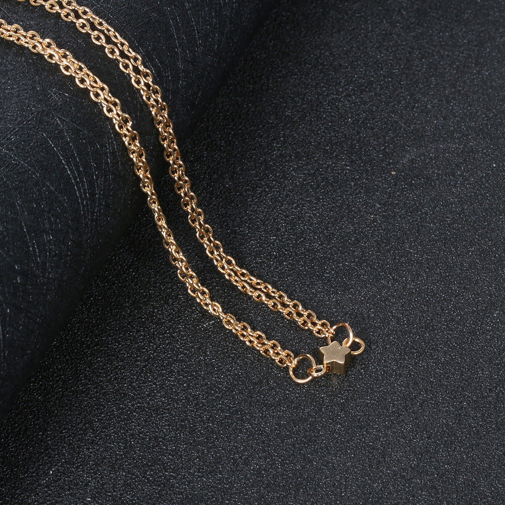 Schöne Halskette mit einzigartigem Stil