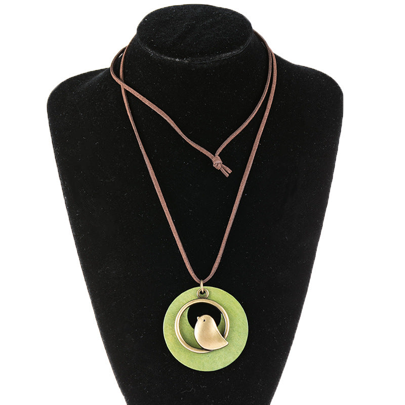 Zarte handwerkliche Halskette