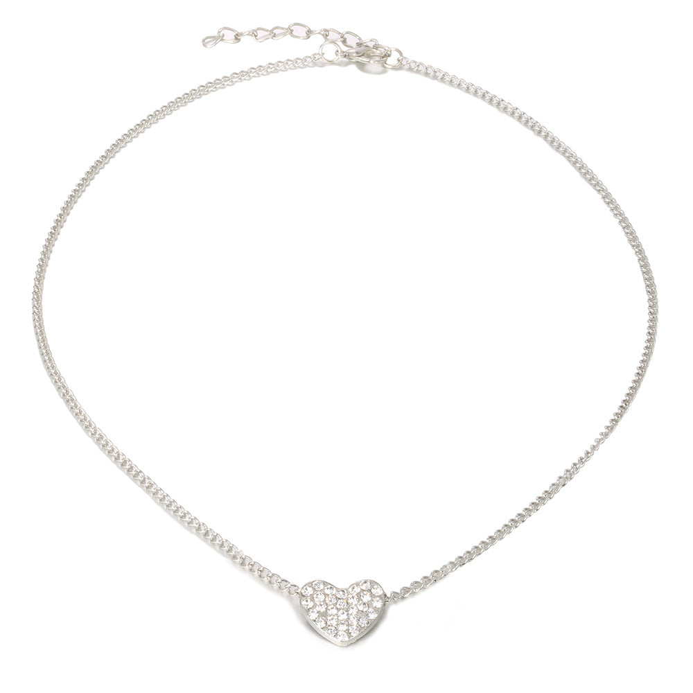 Zarte handwerkliche Halskette