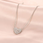 Zarte handwerkliche Halskette