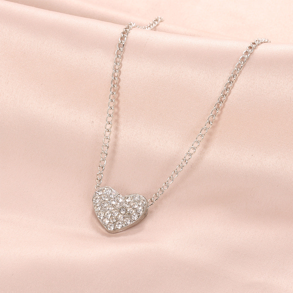 Zarte handwerkliche Halskette