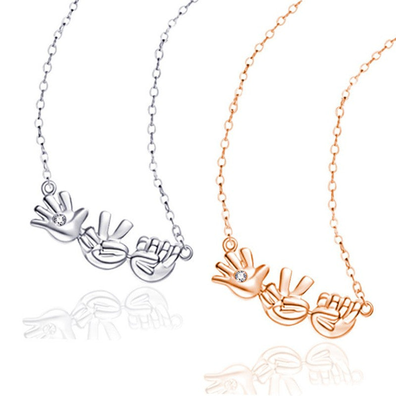 Zarte handwerkliche Halskette