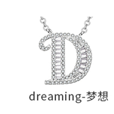 Zarte handwerkliche Halskette