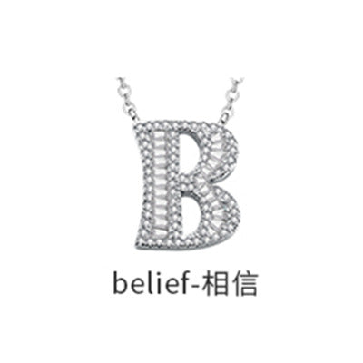 Zarte handwerkliche Halskette