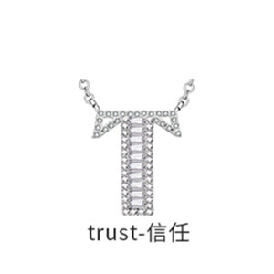 Zarte handwerkliche Halskette