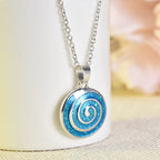 Schöne Halskette mit einzigartigem Stil