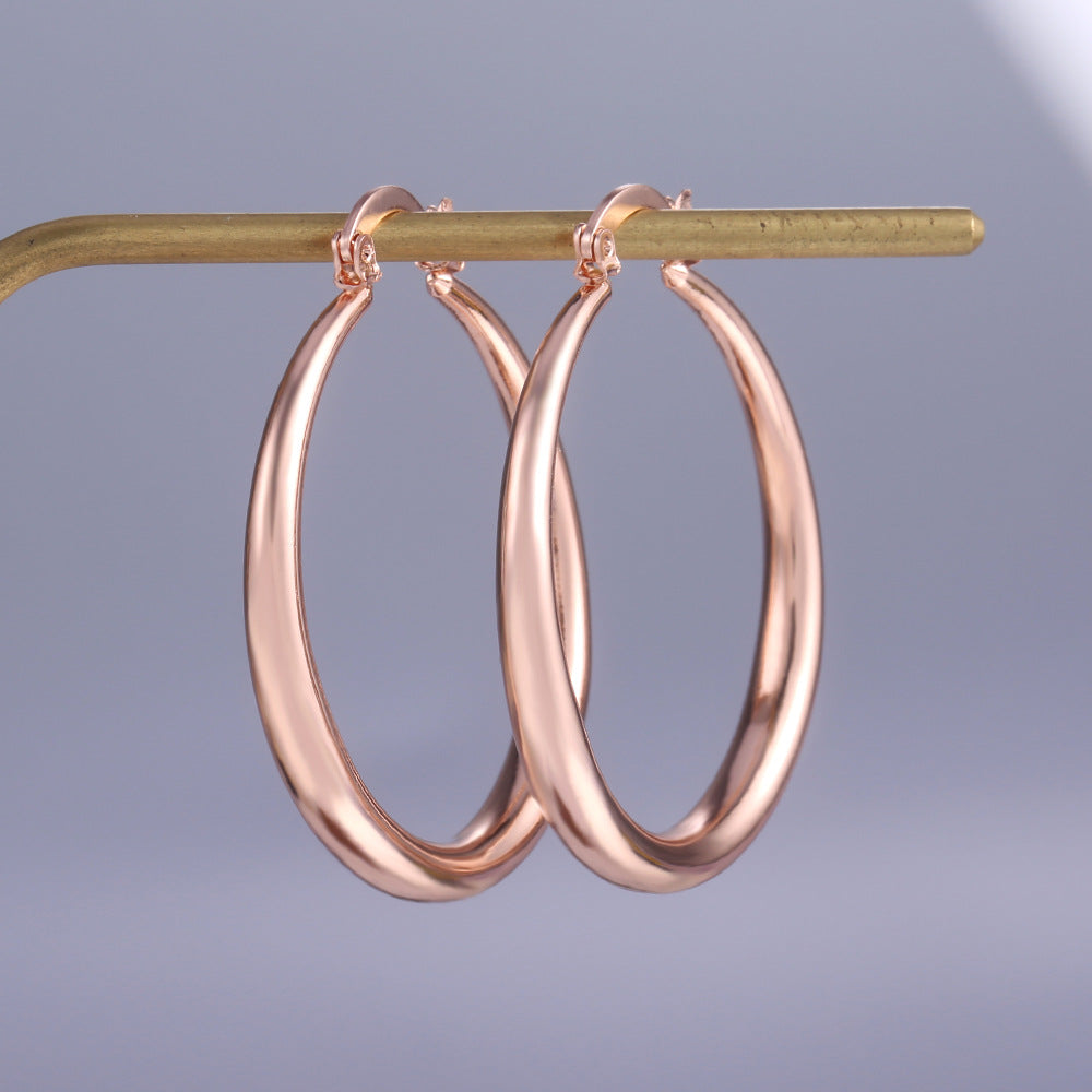 Atemberaubende Ohrring für den Alltag