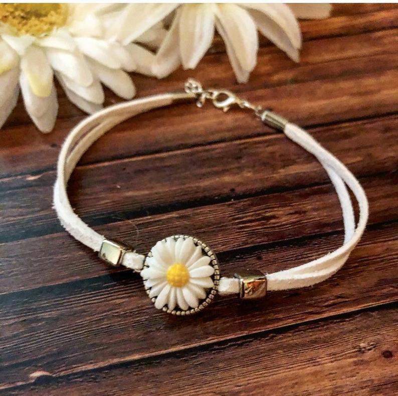 Schöne Halskette mit einzigartigem Stil