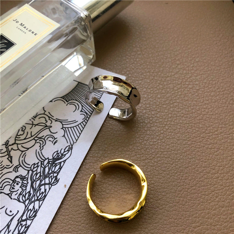 Zarte handwerkliche Gold Ring