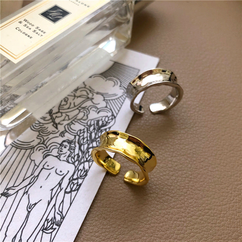 Zarte handwerkliche Gold Ring