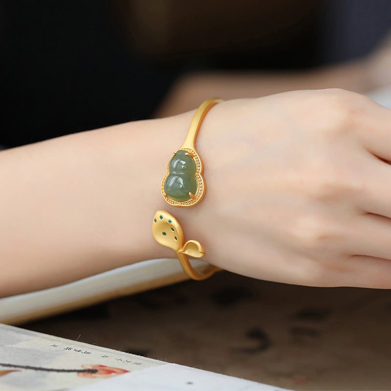 Klassische Gold Armband mit zeitloser Eleganz