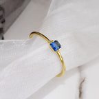 Zarte handwerkliche Ring