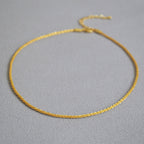 Schöne Gold Halskette mit einzigartigem Stil