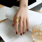 Zarte handwerkliche Gold Ring