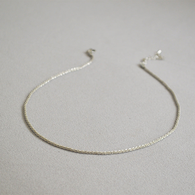 Schöne Gold Halskette mit einzigartigem Stil