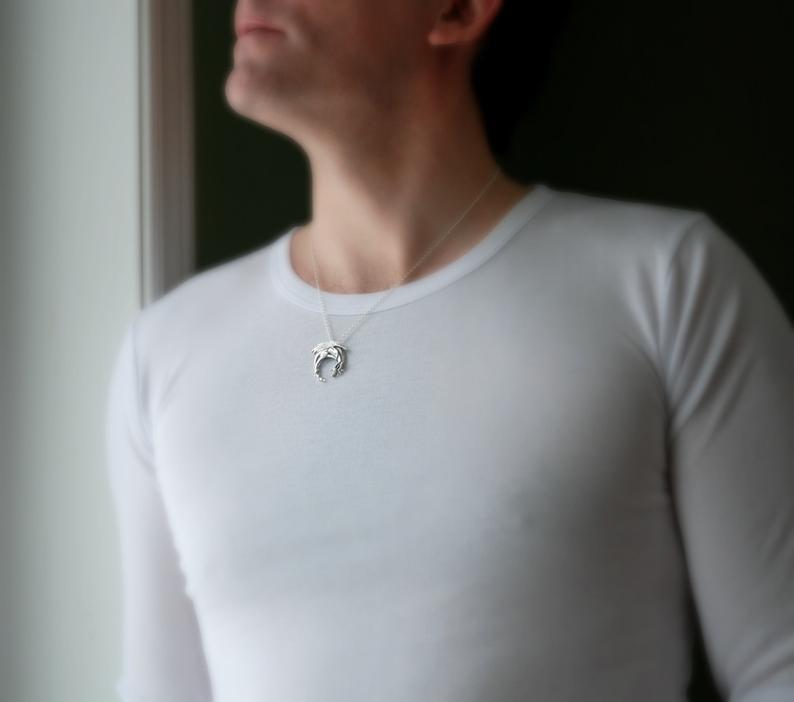 Zarte handwerkliche Halskette