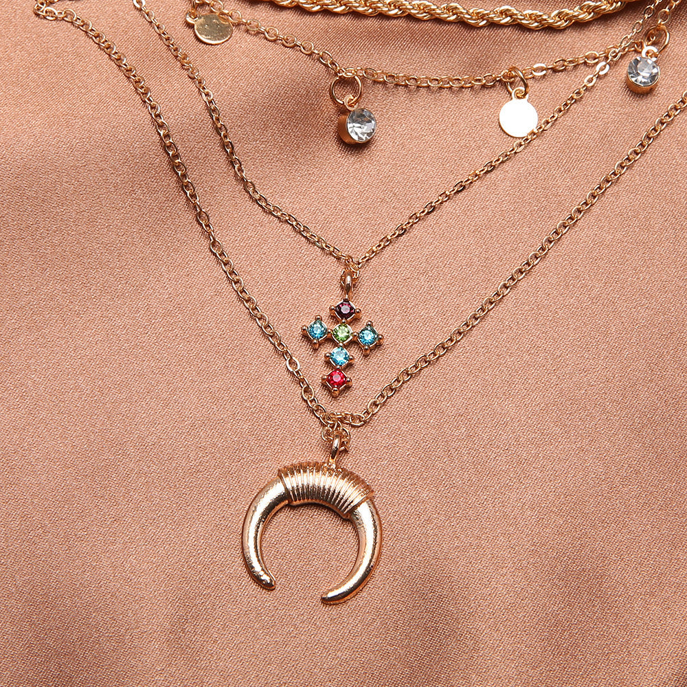 Schöne Halskette mit einzigartigem Stil