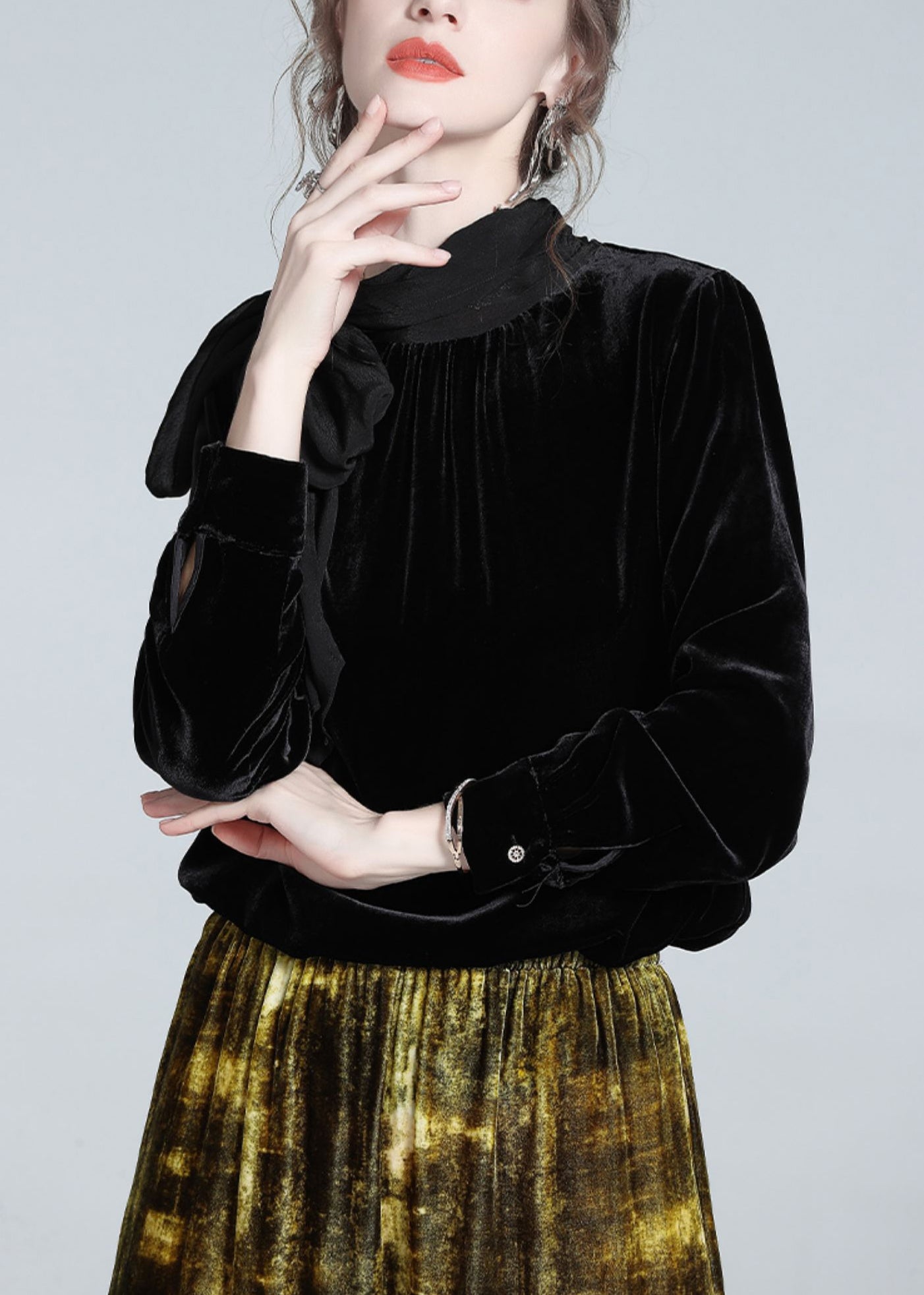 Black Bow Silk Velour Top Winter