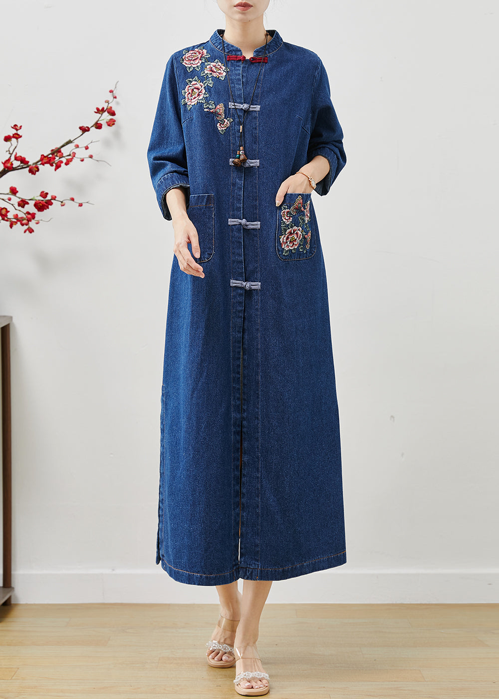 Art Blue Embroidered Chinese Button Denim Trench Fall