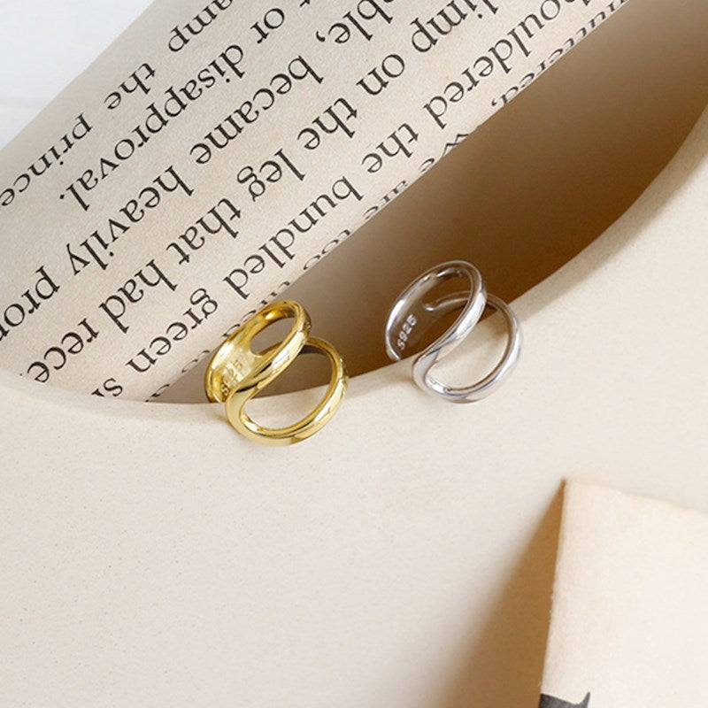 Klassische Gold Ohrring mit zeitloser Eleganz