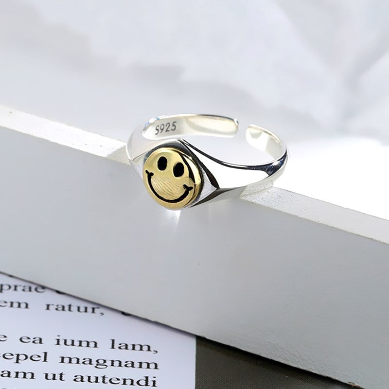 Klassische Silber Ring mit zeitloser Eleganz