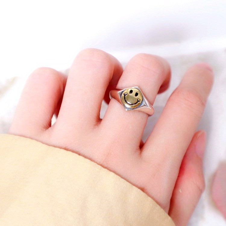 Klassische Silber Ring mit zeitloser Eleganz