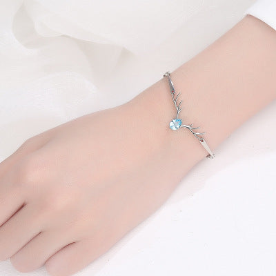 Schöne Silber Armband mit einzigartigem Stil