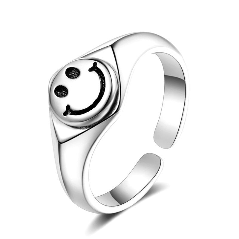 Klassische Silber Ring mit zeitloser Eleganz