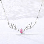 Zarte handwerkliche Halskette