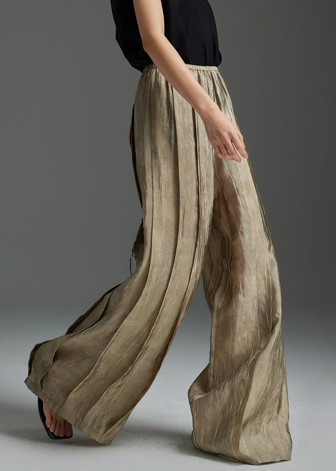 Modern Khaki Wrinkled Elastic Waist Silk Pants Spring