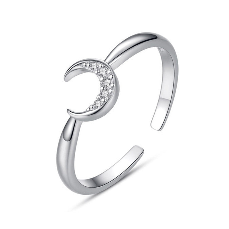 Zarte handwerkliche Ring