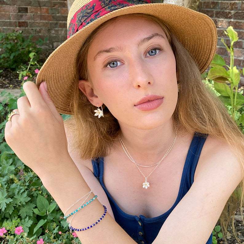 Zarte handwerkliche Silber Ohrring