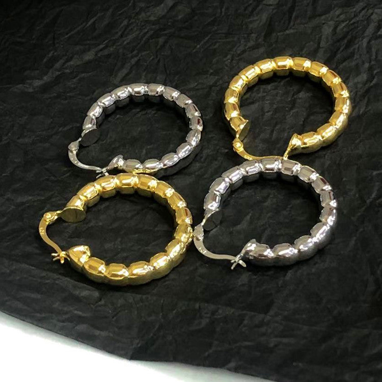 Klassische Ohrring mit zeitloser Eleganz