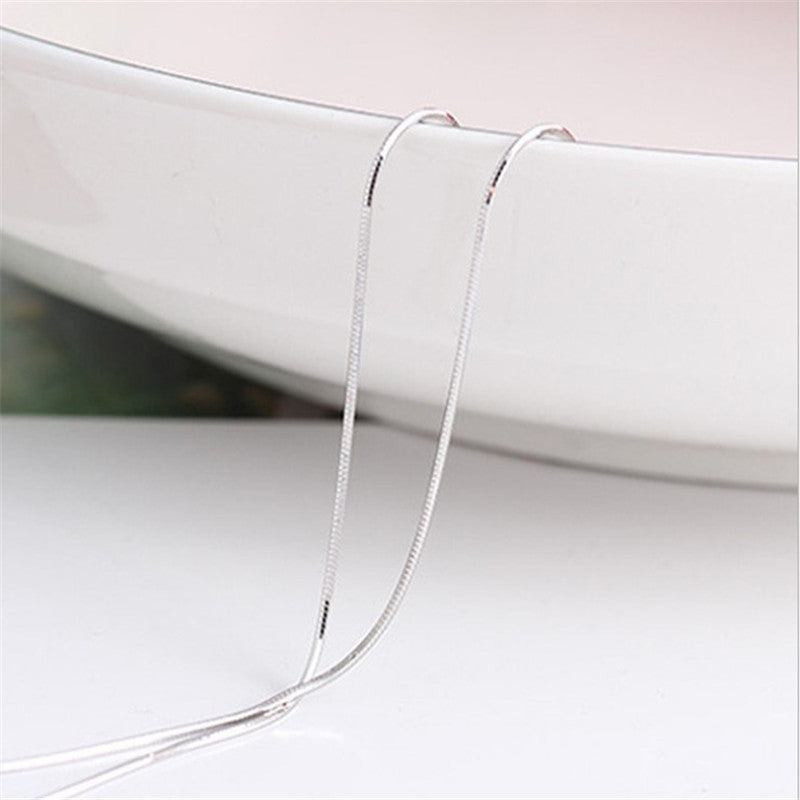 Schöne Silber Halskette mit einzigartigem Stil