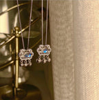 Schöne Halskette mit einzigartigem Stil