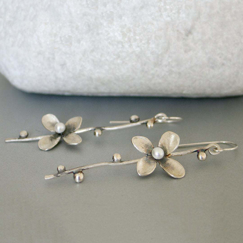 Schöne Perlen Ohrring mit einzigartigem Stil