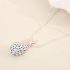 Schöne Halskette mit einzigartigem Stil