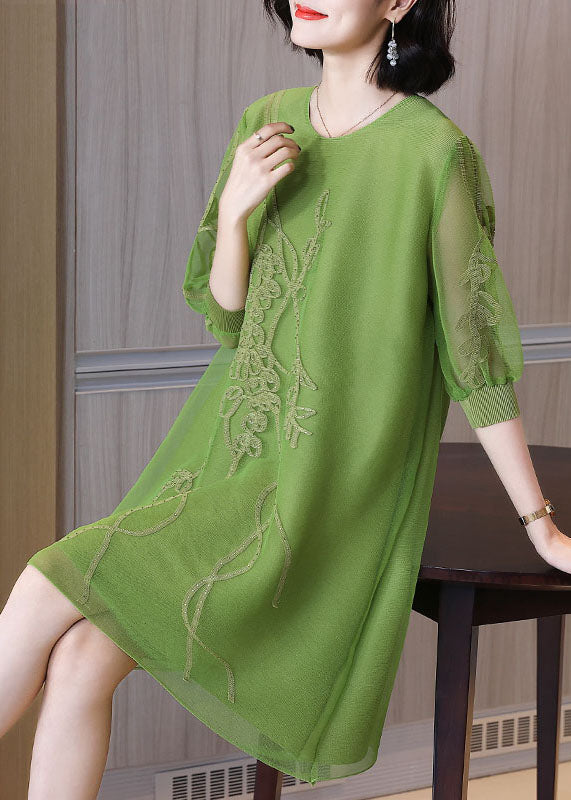 Vogue Green O-neck Embroideried Holiday Tulle Mid Dress Fall